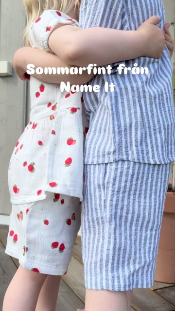 Vi närmar oss många festliga tillfällen och här tipsar Arvid och Alma om två superfina set från @nameitsverige ☀️🍓

Finns i storlek 86-116

Arvids set 330kr/280kr 😎
Almas set 300kr/280kr 🍓

#presentshopenkinnarp #nameit #nameitmini #nameitsverige #barnkläder #skolavslutning