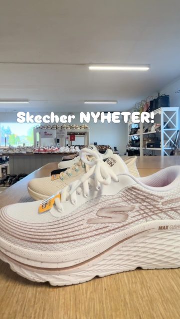 SKECHER, man behöver liksom inte säga så mycket om dom! Ni gillar dom och vi gillar dom 😎 👟 🖤

Välkomna i helgen 👟
Lördag 10-13
Söndag 13-16

#oresentshopenkinnarp #skoshopenkinnarp #skecher #sneakers