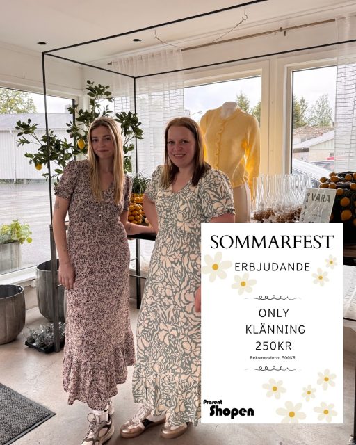 ✨🌸 SOMMARFEST ERBJUDANDEN 🌸✨

Erbjudandena gäller imorgon Lördag 10-14 eller så långt lagret räcker! 🥳

Så ta med vännerna, mamma, syrran, kusinen, grannen eller alla du känner för en inspirerande modevisning, härlig shopping och en kul förmiddag tillsammans hos oss i Kinnarp! 🤗

@skradderimargurite har stor REA hos sig också, så imorgon är det i Kinnarp det händer 🥳🥂🍿☀️☔️

Välkommen!

#presentshopenkinnarp #skoshopenkinnarp #kinnarp #kinneved #kinnarpslutarp #falköping #handelifalköping #handelfalköping