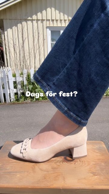Och så kommer ju lite varmare dagar när man kanske vill ha en snygg klack eller sandal till firandena☀️ 

We got you!! Kom in till oss och hitta din favorit✨👠🥿

#skoshopenkinnarp