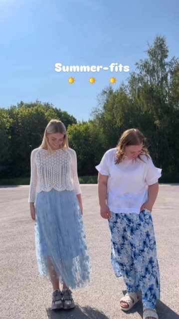 Visst finns det många härliga outfits att ha på sig i sommar som INTE är klänningar🌼✨Och här visar vi upp några stycken!!

Priser hittar ni i videon🫶🏼

#presentshopenkinnarp #skoshopenkinnarp
