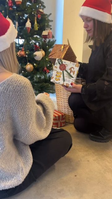 Underbara lördag och ÄNNU FLER julklappstips🥹✨🌟🎁
1,5 vecka kvar till jul🎅🏼

#presentshopenkinnarp #skoshopenkinnarp