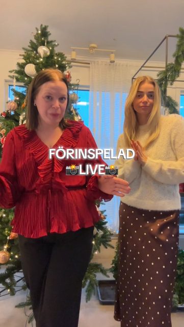Hallihallå gänget👋🏼 Här kommer vi med en liten ”live” som önskades🤍 Vi visar plagg, prylar och massa julklappstips🎁

Häng med oss i en kvart så blir vi superglada🫶🏼

#presentshopenkinnarp #skoshopenkinnarp