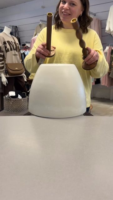 …🥁🥁🥁🥁🥁🥁…
…
…
…
Vår vinterrea drar igång idag med 50% på MASSOR av plagg och skor👚👖👠 
Gå inte - SPRING hit och fynda🏃‍♀️‍➡️

#presentshopenkinnarp #skoshopenkinnarp