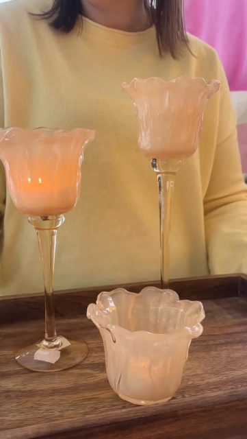 Ljuslyktor @alotdecoration 💛🩷
Sååå fint att kombinera olika storlekar✨

Stor: 195kr
Mellan: 170kr
Liten: 70kr
🤍🤍🤍🤍

#presentshopenkinnarp