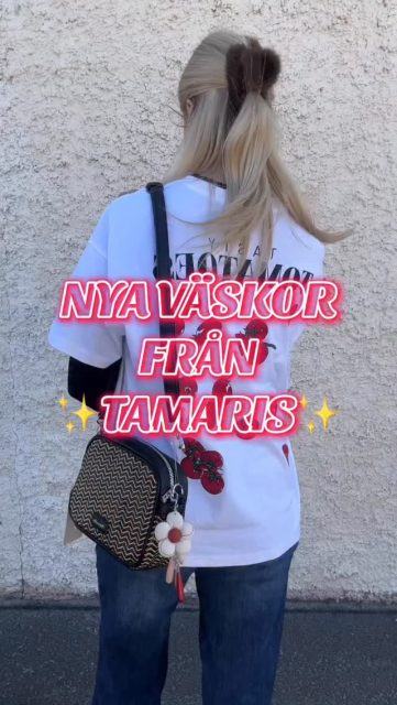 Ni har väl inte glömt av att Tamaris även har väskor?👛 
Skulle det vara så får ni nu en påminnelse i samband med att vi fick en vårleverans från just Tamaris med massa härliga väskor🌼☀️

I videon ser ni några stycken men det finns såklart fler i butikerna🤭 Priser ser ni också i videon✨

#skoshopenkinnarp #presentshopenkinnarp