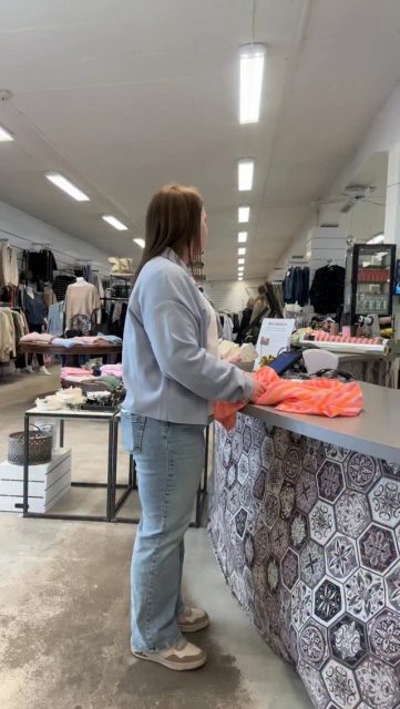 Kösystem på gott och ont…🫣🤪
•
•
•
•
•
Solen skiner och det är FREDAG☀️ 
Må bäst gänget🥰

#presentshopenkinnarp #skoshopenkinnarp

Tack för inspirationen  till denna @secondplacese 😎