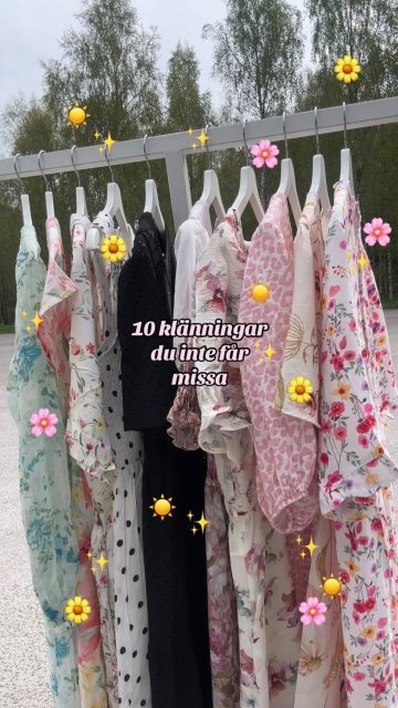 Det är inte lätt att välja mellan alla klänningar som finns i butiken just nu🥹 Men här kommer några iallafall!! Så kan ni räkna med att det kommer ÄNNU mer sen🤭✨

Finns det nån klänning som du vill ha länk på? Kommentera gärna så löser vi🌟

Priser - i videon📸

#presentshopenkinnarp