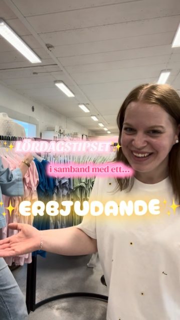 ✨🌟6000+ följare = ERBJUDANDE🌟✨

I samband med veckans lördagstips presenterar vi ett erbjudande som gäller hos oss i helgen för att fira att vi växer här på Instagram📸🩷
Kika på videon för att se VAD det är för något🥹

På webben dras rabatten i efterhand - 2 ”Avor” blir 300kr även där men där drar vi rabatten manuellt när vi packar din beställning! 🛍️✨

Vi vill också passa på att ännu en gång tacka för att ni vill hänga med oss här på sociala medier och i butiken👋🏼 
Inget oss utan er🩷

Helgens öppettider:
Lördag 10-13
Söndag 13-16
✨✨✨✨✨

#presentshopenkinnarp #skoshopenkinnarp