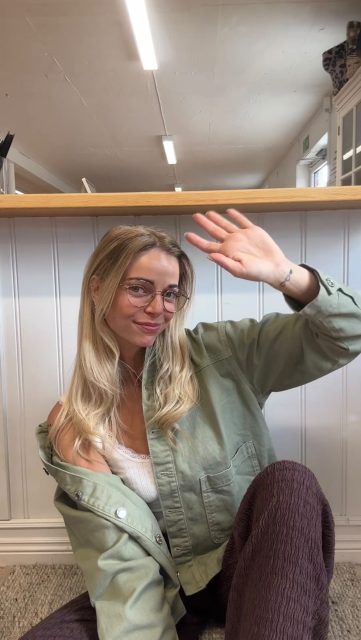 SOMMARLOV!!☀️🌼✨ och då tycker vi att solen ska skina så att man kan springa runt i tofflor hela sommaren LÅNG🙂‍↕️

Här ser ni lite olika modeller från NOU👋🏼 
Alla priser finns i videon📸

#skoshopenkinnarp