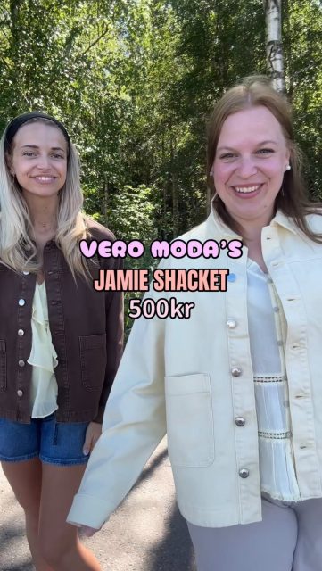 Favoritjackan gör entré igen i ytterligare en färg - BRUN🤎 Alltså HUR SNYGG? Kalasbra att bara slänger över när solen går ner på kvällen OCH lika snygg till hösten såklart🙂‍↕️🍁✨

#presentshopenkinnarp