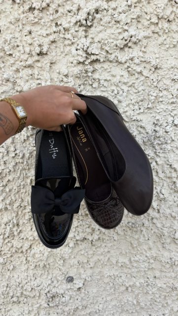 Fina lätta och nätta skor som funkar nu i sommar och sen också till hösten☀️🍁 
Passar till typ ALLT så har du dessa slipper du tänka på vad du ska sätta på fötterna framöver🙂‍↕️👠

#skoshopenkinnarp