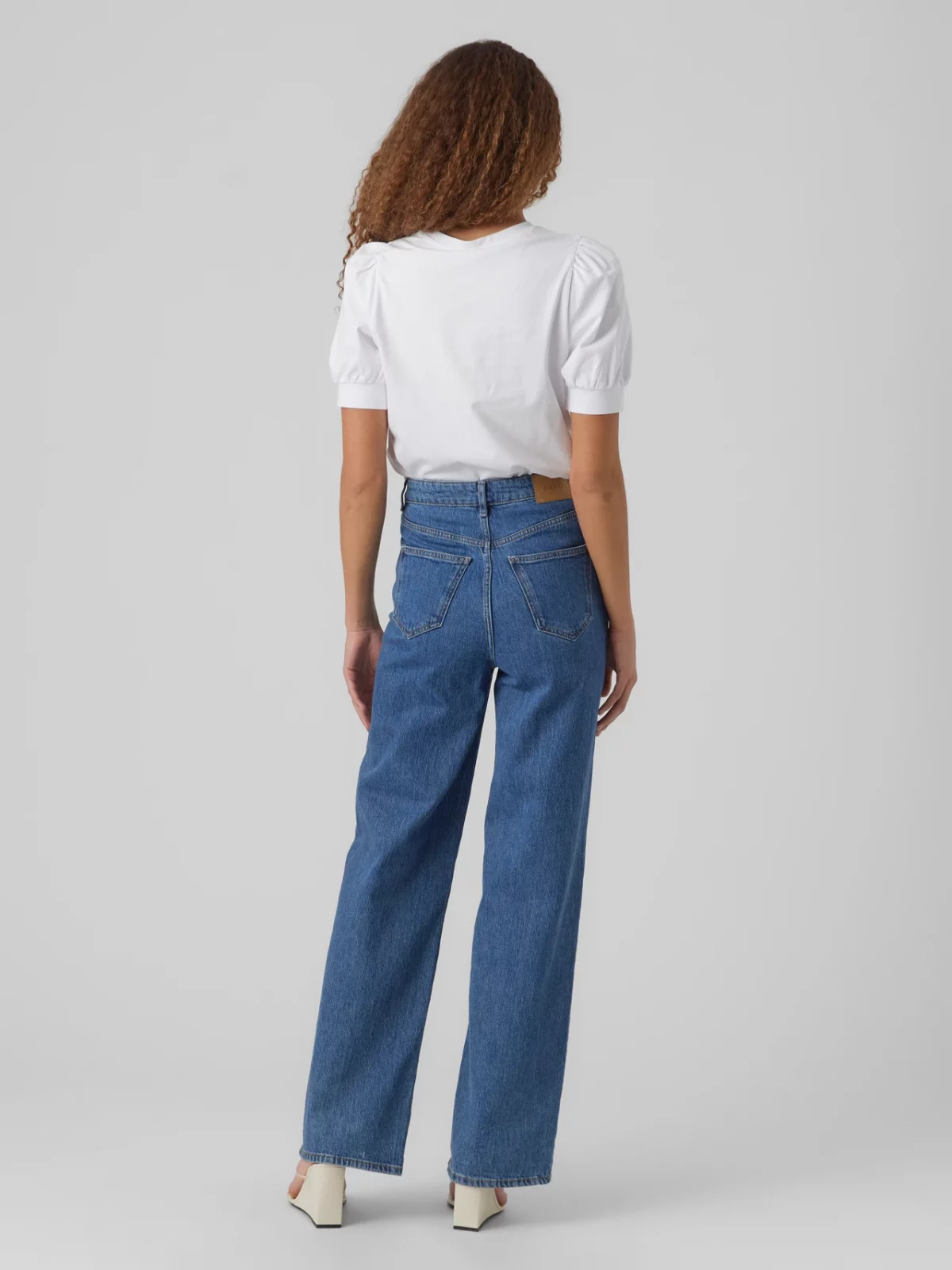 VMKERRY 2/4 TOP Bright White