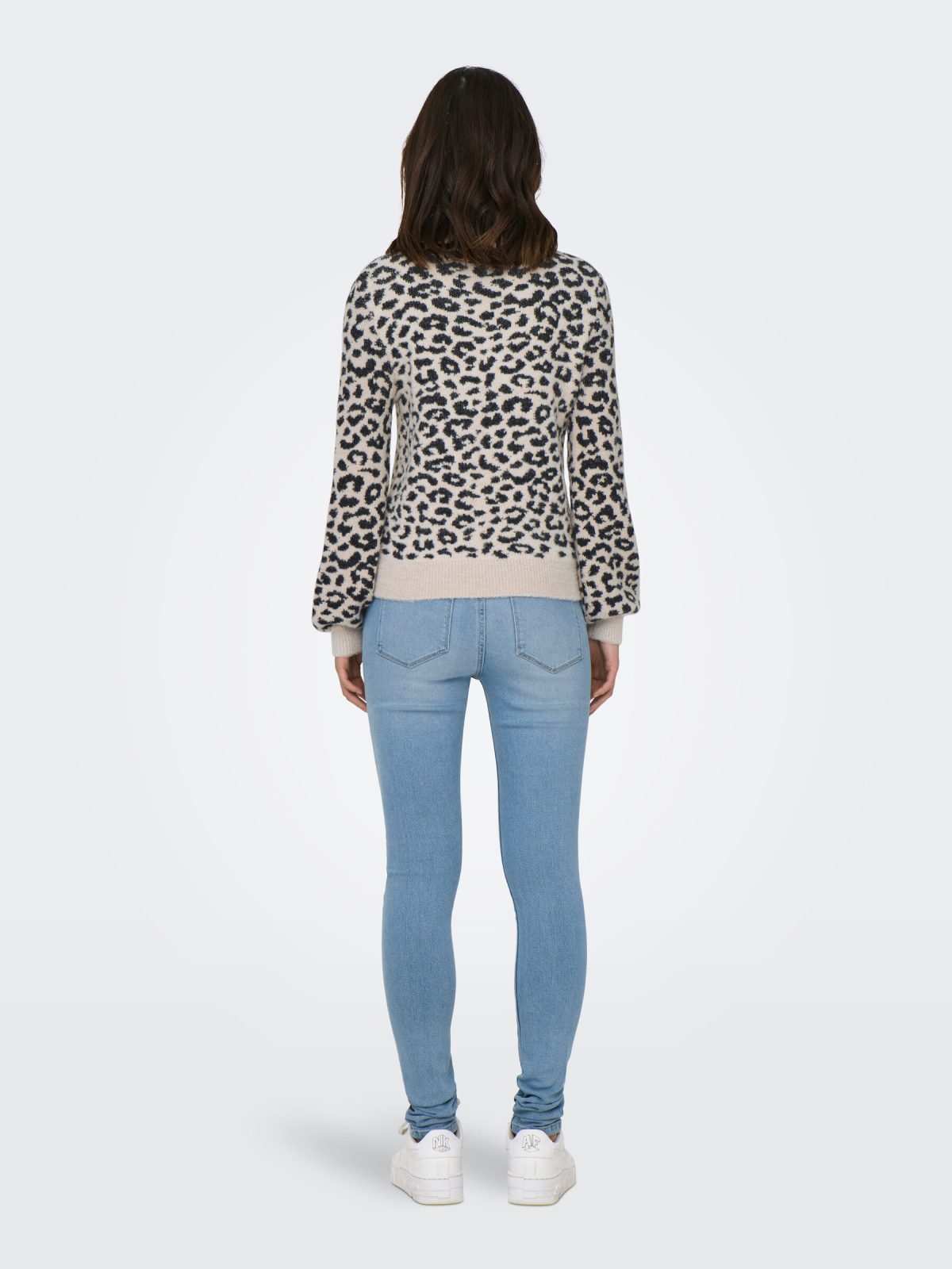 JDYLORRAINE ANIMAL L/S PULLOVER Cement Leopard - Bild 4