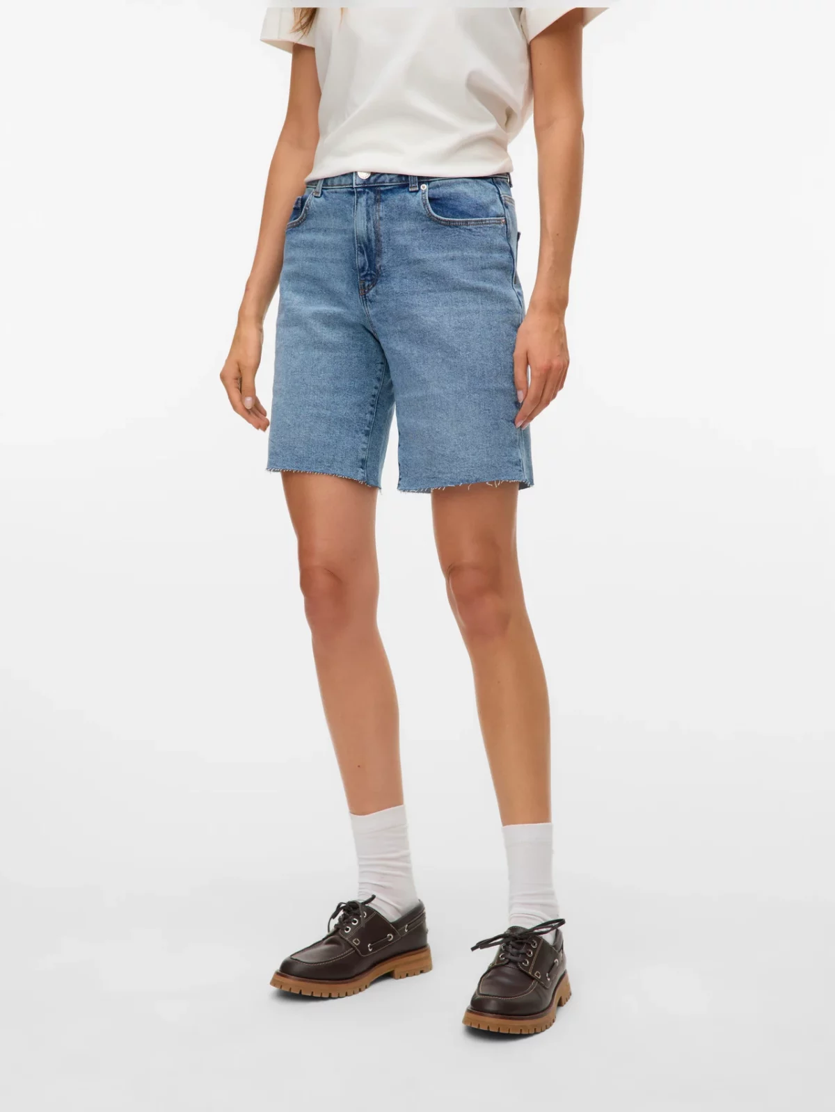VMCLEO LONG DNM SHORTS Light Blue Denim