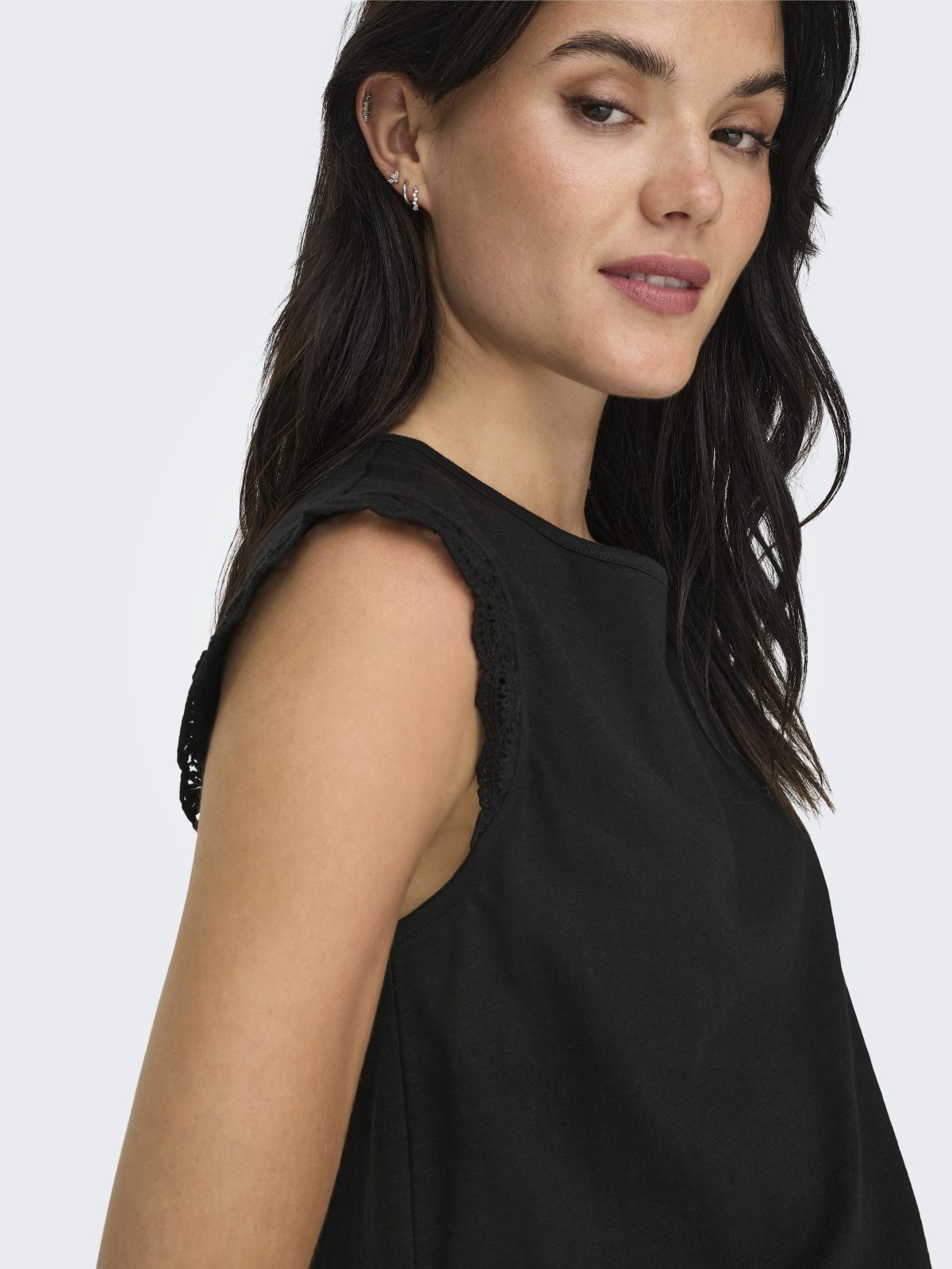 JDYSALVA LIFE S/L CROCHET TOP Black - Bild 5