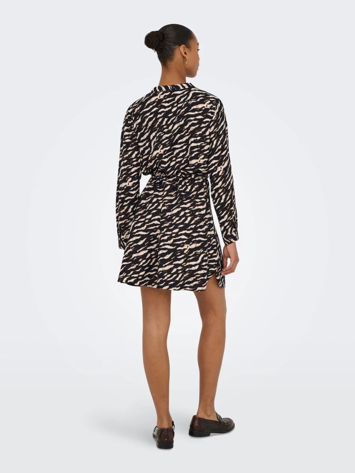 ONLCORY L/S V-NECK TUNIC Drifting Zebra - Bild 5