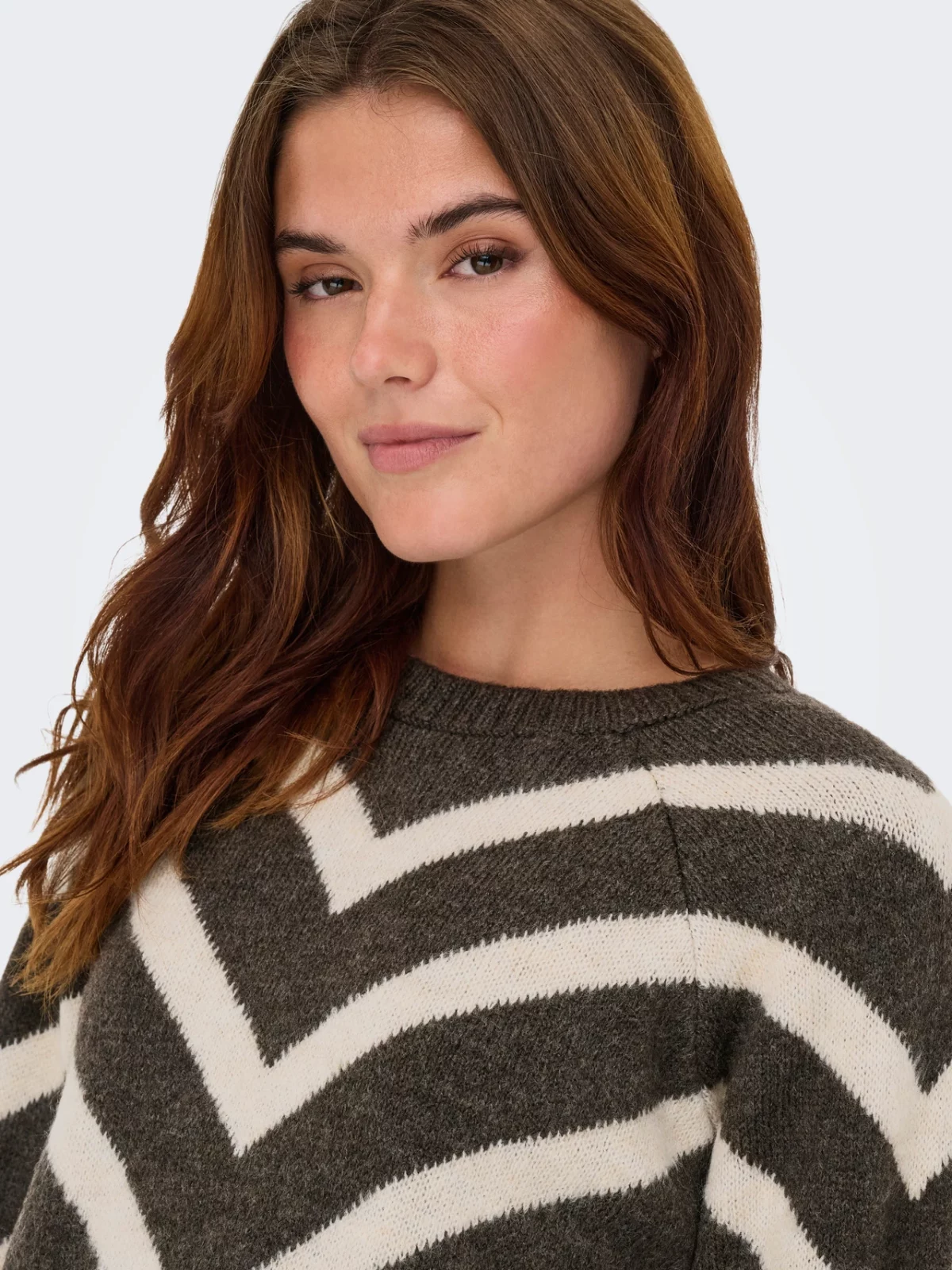ONLELIZA L/S PULLOVER Seal Brown - Bild 5