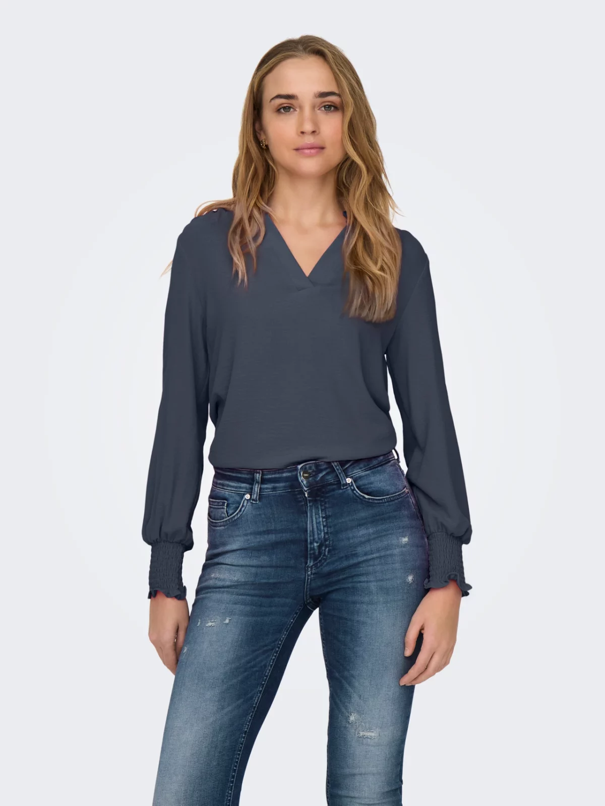 ONLMETTE V-NECK LS SMOCK TOP Ombre Blue - Bild 3