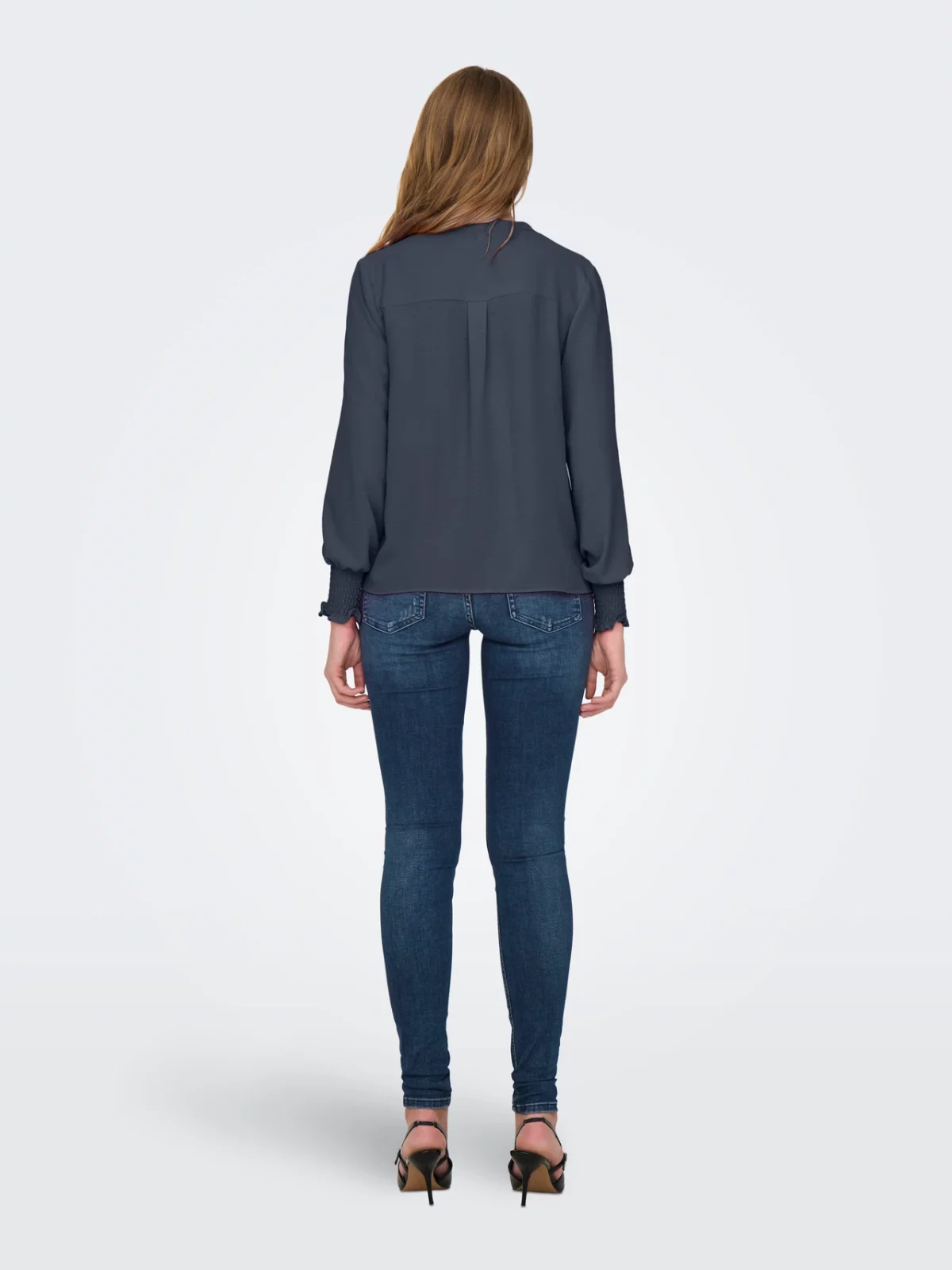 ONLMETTE V-NECK LS SMOCK TOP Ombre Blue - Bild 4