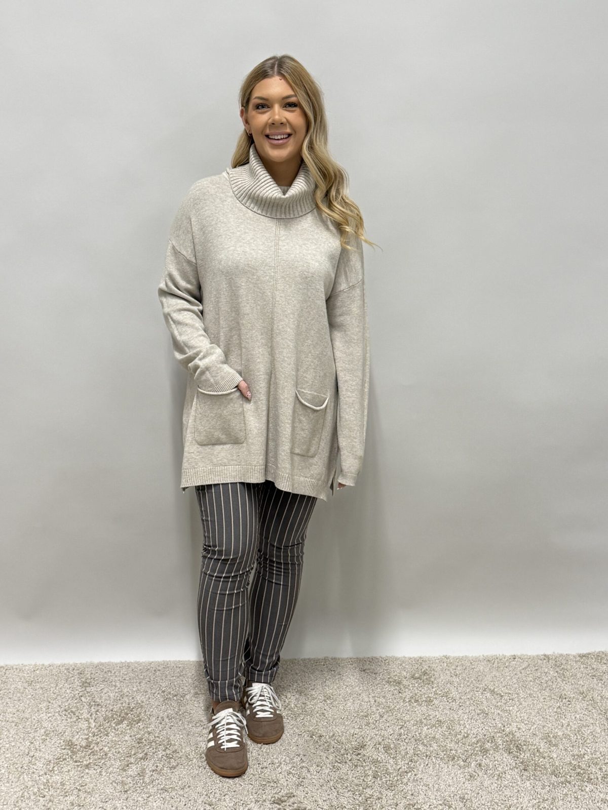 MBHVENDELA TRÖJA Beige - Bild 3